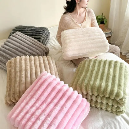 Sfrcord® 🔥Popular soft plush nap blanket